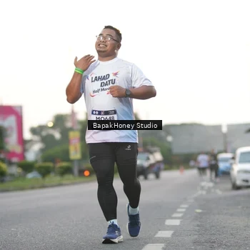 Runner Photo 7664145