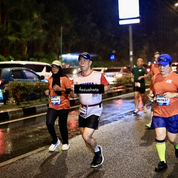 Runner Photo 7664154