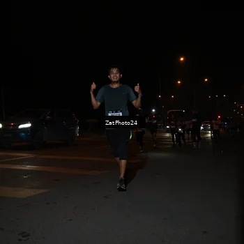 Runner Photo 7664159