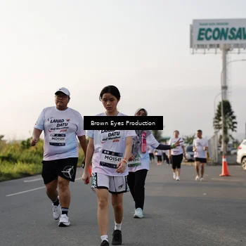 Runner Photo 7664169