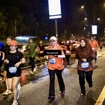 Runner Photo 7664172
