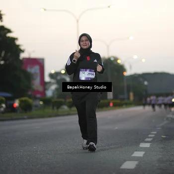 Runner Photo 7664182