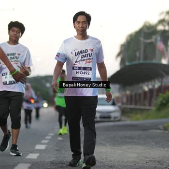 Runner Photo 7664184