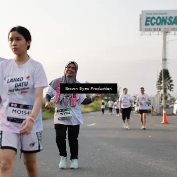Runner Photo 7664194