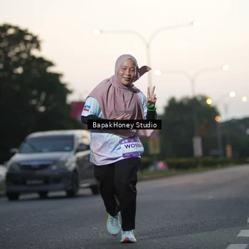 Runner Photo 7664196