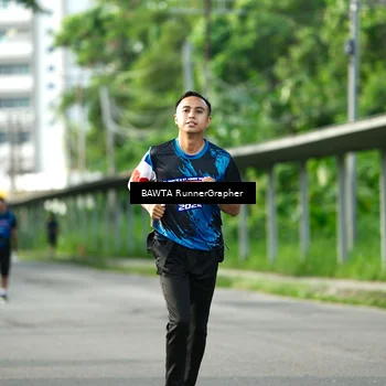 Runner Photo 7664200