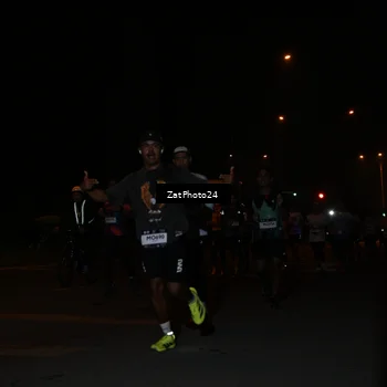 Runner Photo 7664208
