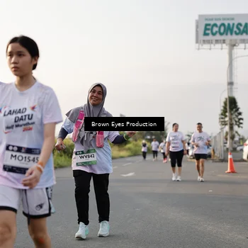 Runner Photo 7664221
