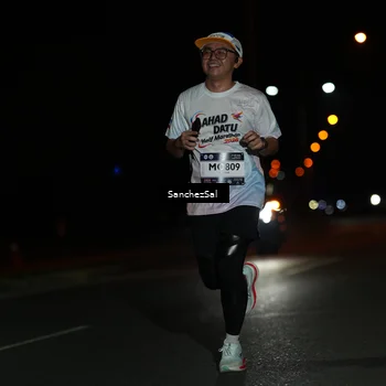 Runner Photo 7664226