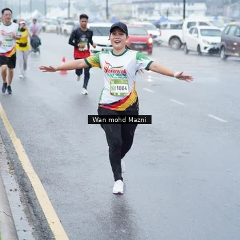Runner Photo 7664233