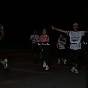 Runner Photo 7664244