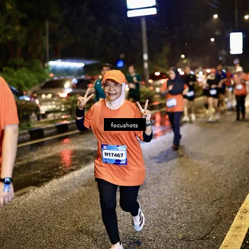Runner Photo 7664265