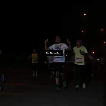 Runner Photo 7664266