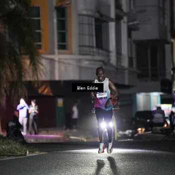 Runner Photo 7664292