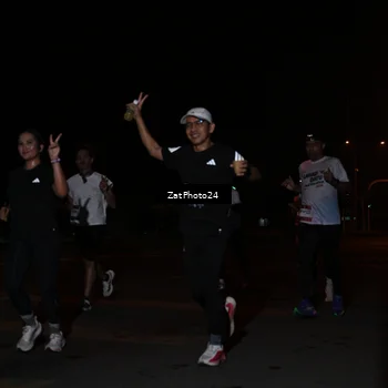 Runner Photo 7664303