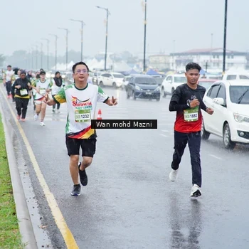 Runner Photo 7664321