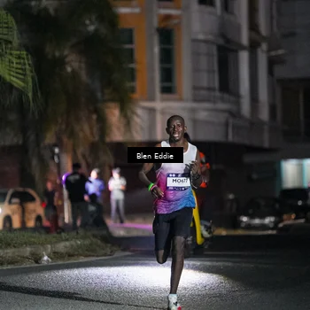 Runner Photo 7664329