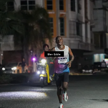 Runner Photo 7664336