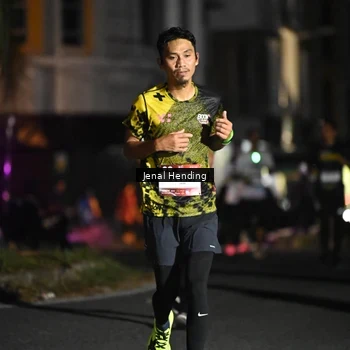 Runner Photo 7664348