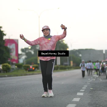Runner Photo 7664356