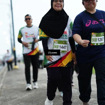 Runner Photo 7664359
