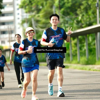 Runner Photo 7664367