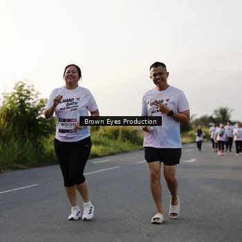 Runner Photo 7664375