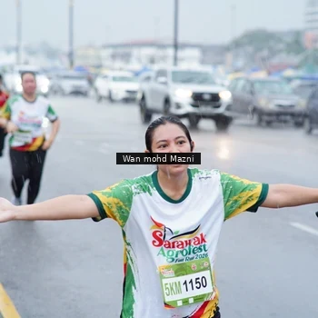 Runner Photo 7664381