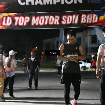 Runner Photo 7664392