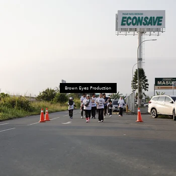 Runner Photo 7664398