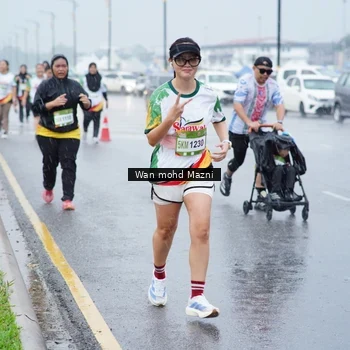 Runner Photo 7664401
