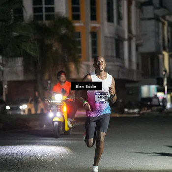 Runner Photo 7664413