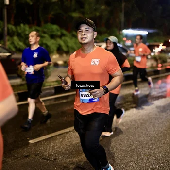 Runner Photo 7664418