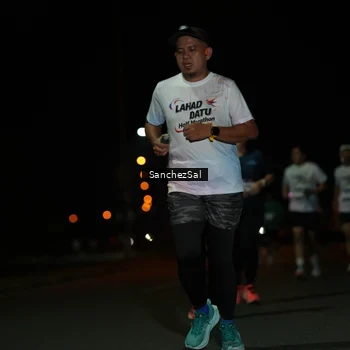 Runner Photo 7664426