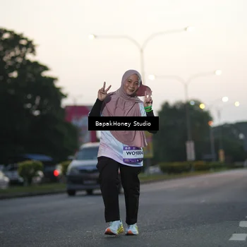 Runner Photo 7664429