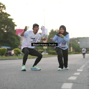 Runner Photo 7664433