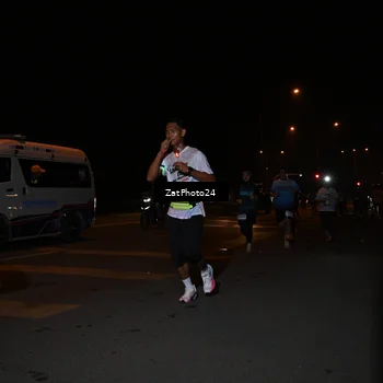 Runner Photo 7664435