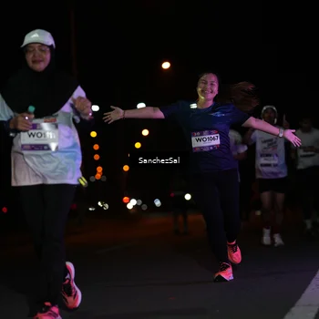 Runner Photo 7664437