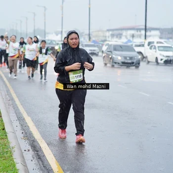Runner Photo 7664457