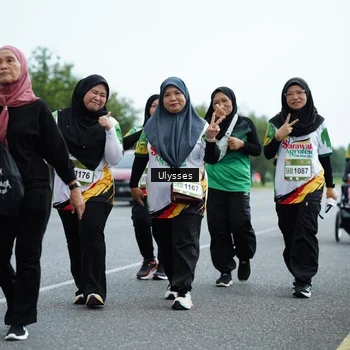 Runner Photo 7664472