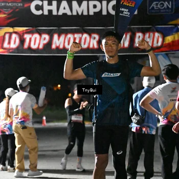 Runner Photo 7664477