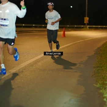 Runner Photo 7664481
