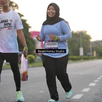Runner Photo 7664486