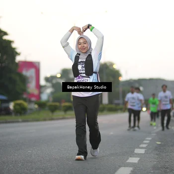 Runner Photo 7664491
