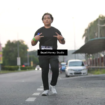 Runner Photo 7664500
