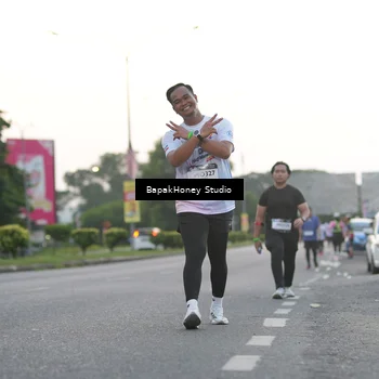Runner Photo 7664506