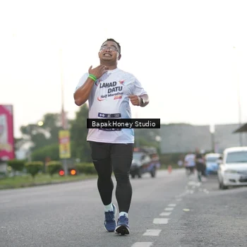 Runner Photo 7664515