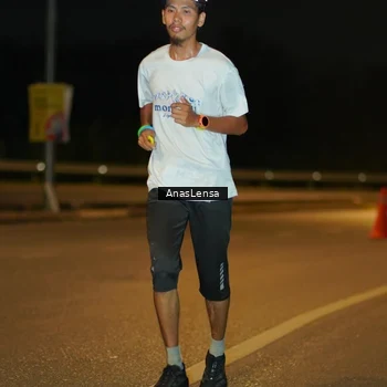 Runner Photo 7664524