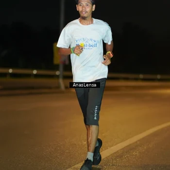 Runner Photo 7664527