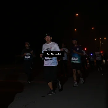 Runner Photo 7664535